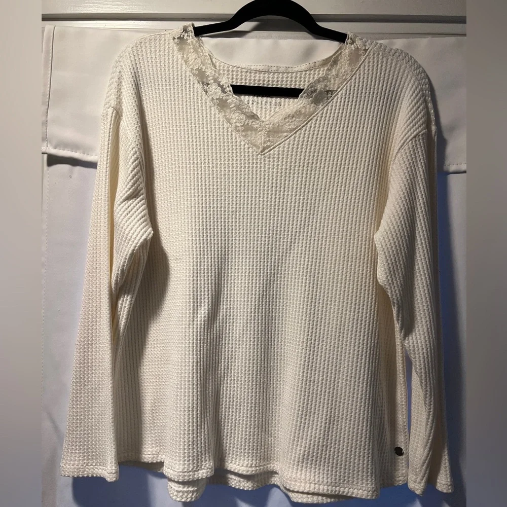 Justice waffle knit long sleeve shirt size 20-22